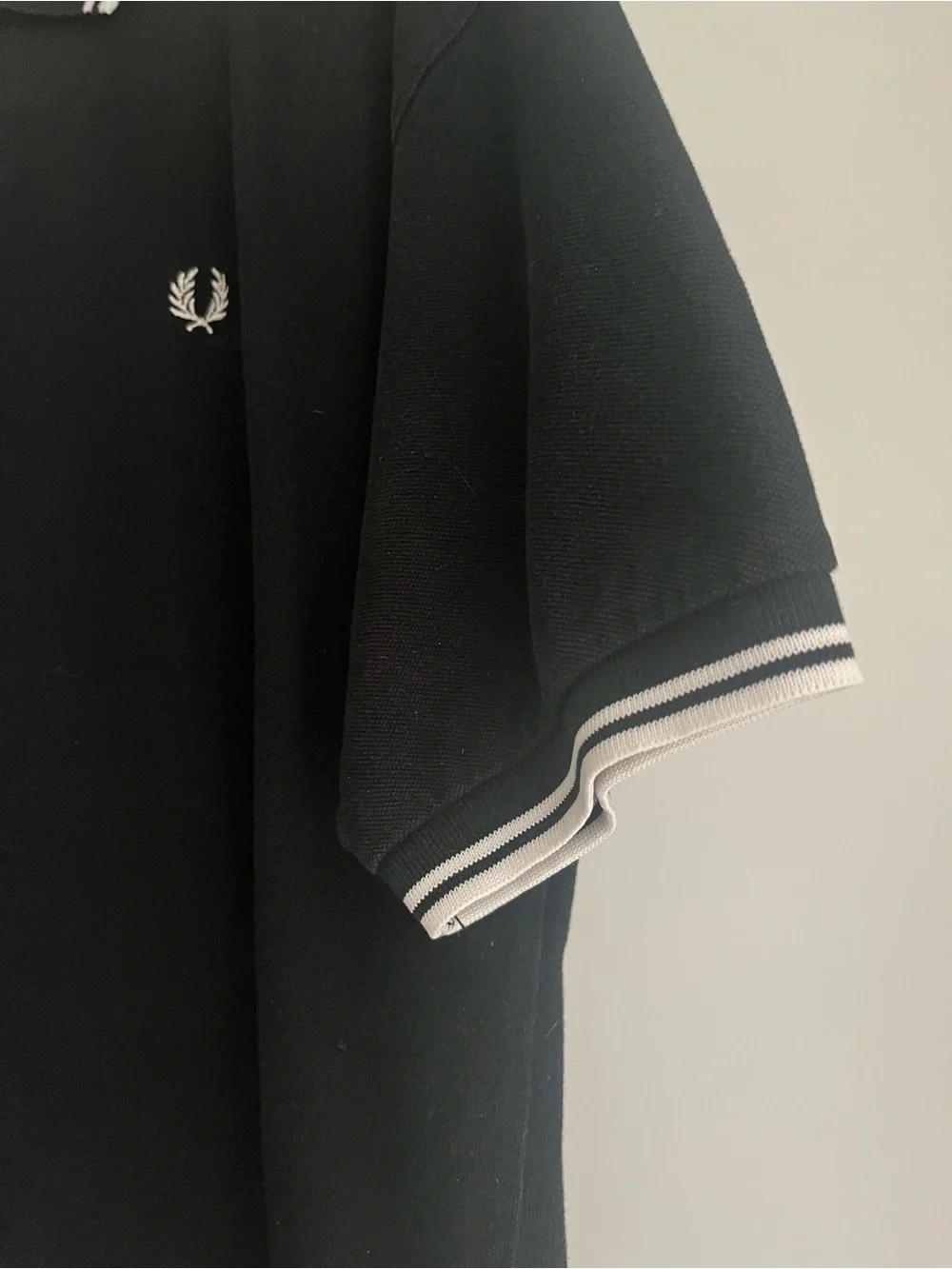 Fred Perry Black Polo with White Twin-Tip Trim - Picture 3 of 3